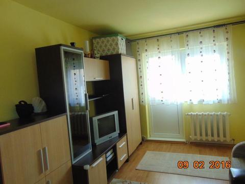 Vand apartament 2 camere zona Lenin