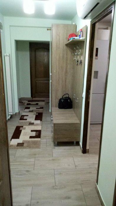 Apartament cu 3 camere, zona MB-uri, etaj 1/4