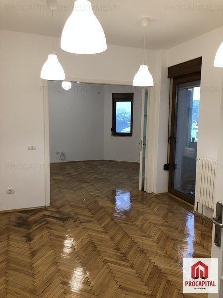 Apartament 4 camere Piata Romana - ASE * Rezidentiat sau birou