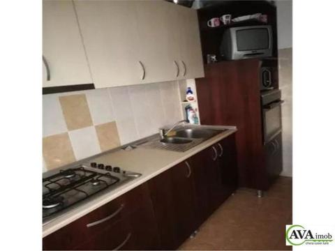 Apartament 2 camere semidecomandat, zona Orizont