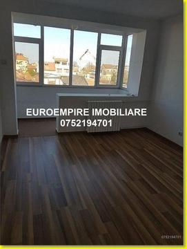 Vand apartament 2 camere, semidecomandat, etaj 3, Tomis 2