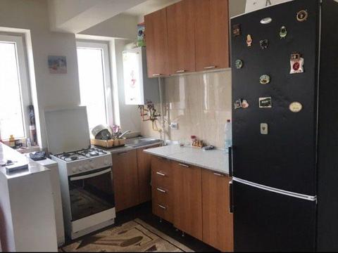 Proprietar vând apartament cu 2 camere