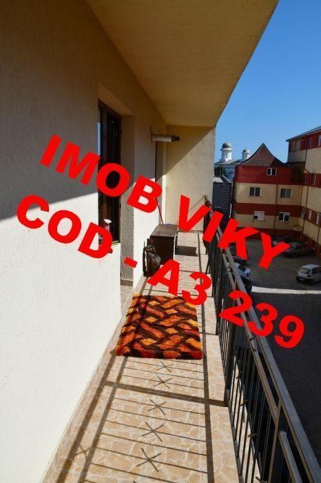 Intermediem vanzare Apartament 3 Camere in