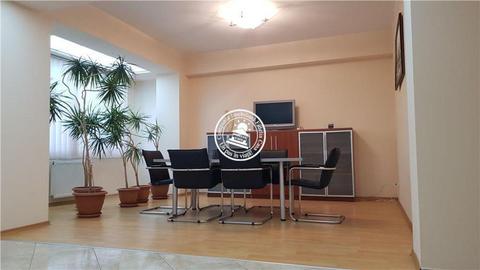 Apartament 4 camere de vanzare, foarte spatios Tatarasi