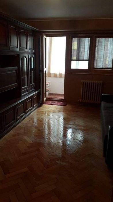 Apartament 3 camere in centru