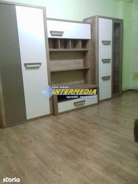 Apartament 3 camere de inchiriat in  zona Cetate