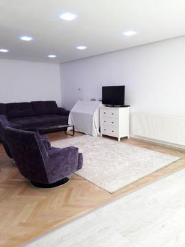 Apartament cu 3 camere, in zona ultracentrala