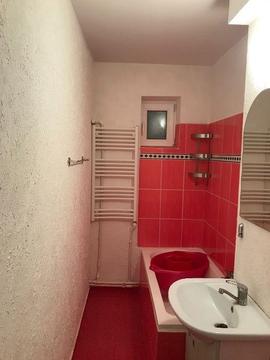 Închiriez apartament