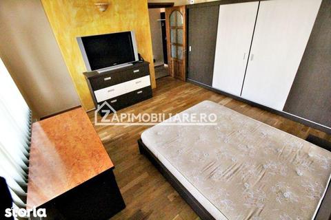 Apartament 4 camere la casă de închiriat,zona Platou