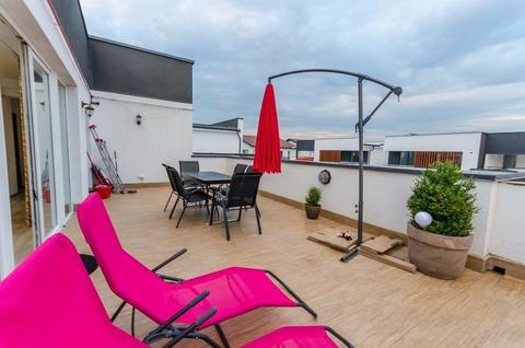 Penthouse 3 camere 80 mp + terasa 40 mp, Calea Cisnadiei