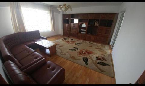 Inchiriez apartament