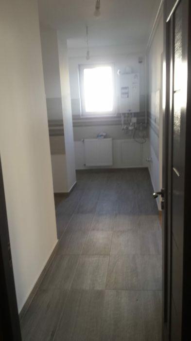 Închiriere apartament 3 camere pentru spatiu comercial