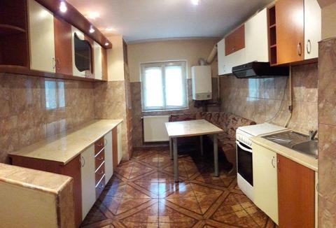 Apartament 3 camere decomandat zona Stefan cel Mare