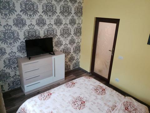 Închiriez apartament 3 camere lux