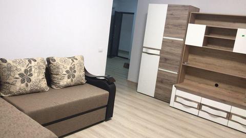 Închiriez apartament