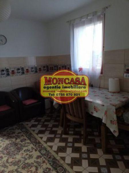 Casa din caramida, zona Savenilor, renovata