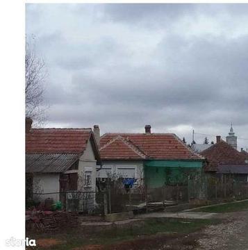 Casa si teren aferent situate in Dobra