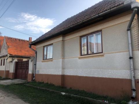 Vand casa in satul Drasov