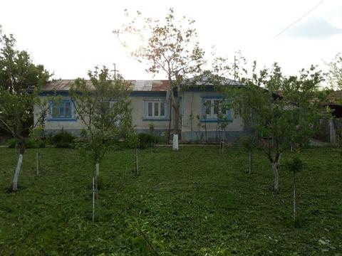 Vând casă + loc în sat Cotu Lung sau schimb cu apartament in Brăila