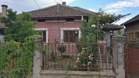 Casa de vanzare in comuna