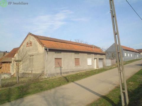 Vand Casa Cu Gradina, Loc.,Com Zorlentu Mare,Jud CS