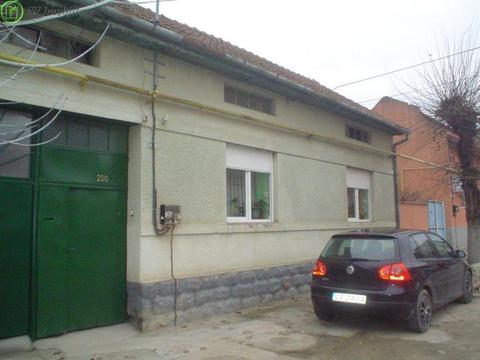 URGENT.Vand casa cu teren si curte in ,Str Romanilor