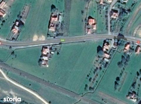 Teren intravilan 1500 mp, acces pe drum public asfaltat, zona