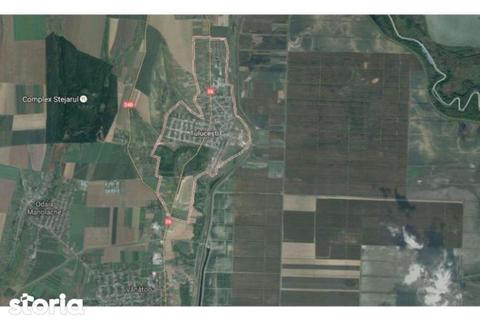 Teren intravilan arabil 8.700 mp