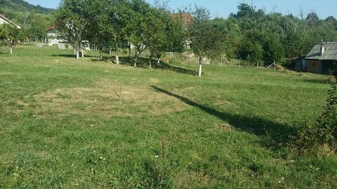 Teren Intravilan  - 7, 8, 10 ari