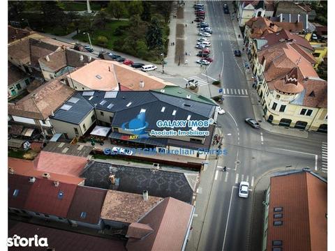 Vand afacere la Cheie in  formata din Pub,Pensiune,Gelaterie