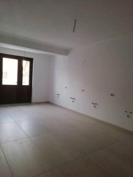 Vand spatiu comercial zona Cocorilor, 120 mp; 110000 euro negociabil