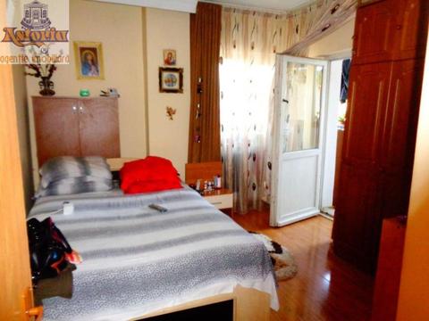 Ap 3 cam dec, centrala, parter, Rolast - 60000 euro neg