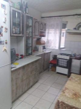 Vând in Ad Apartament cu 3 camere