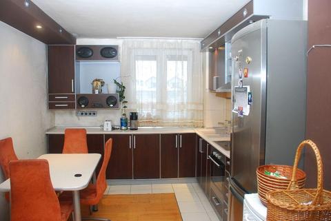Vand apartament cu 3 camere zona Cantemir-Nufarul