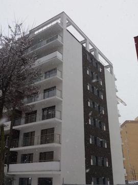 Apartament nou Carpatilor+teren