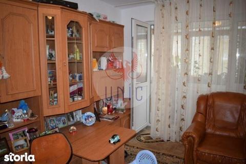 Apartament 3 camere, Semidecomandat Craiovita Noua (ID: 1932)