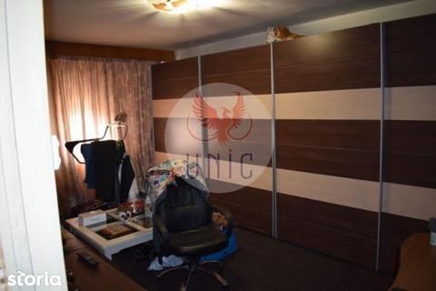 Apartament George Enescu D-uri, Blocurile Militare (ID: 2733)