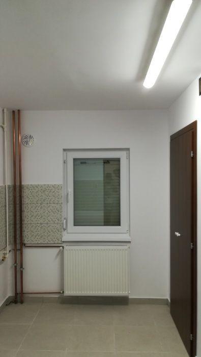 Vand apartament 2 camere semidecomandat 52mp utili parter inalt