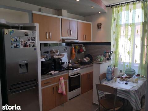 Apartament 2 camere, boxa demisol, loc de parcare, zona Ronat