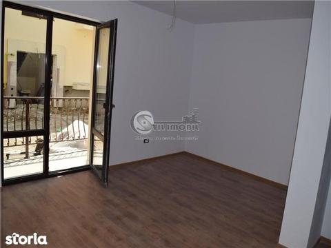 Apartament 3 camere decomandat 74mp - popas pacurari