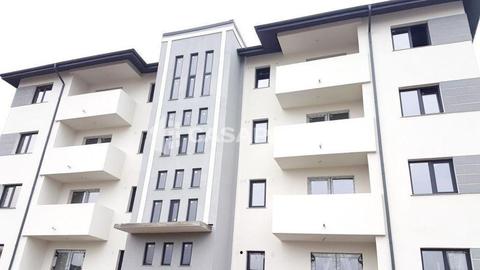 Apartament 3 camere 70 mp, dressing, balcon + 70 mp gradina + parcare