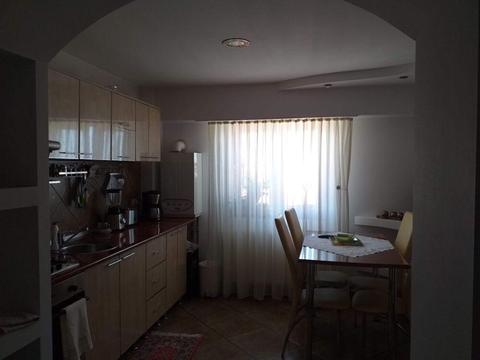 Vand apartament cu 3 Camere!