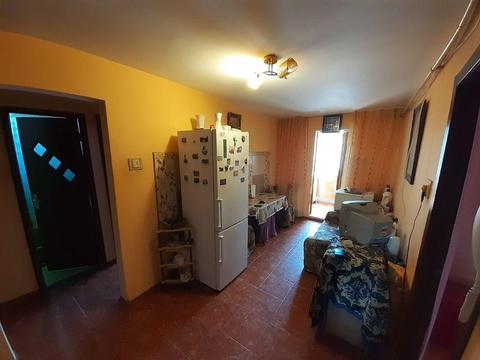 Vand apartament cu 2 camere zona HCC