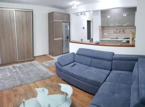 Apartament doua camere, bloc nou, semicentral