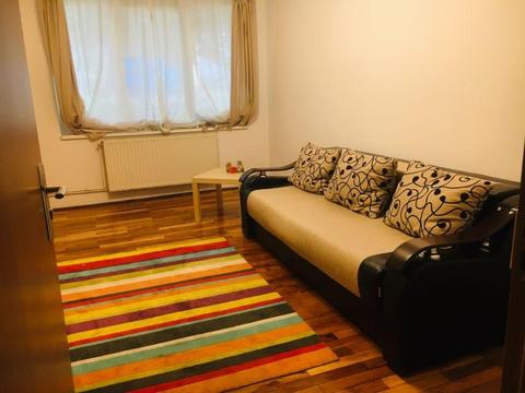 Apartament cu 2 camere de inchiriat, Cornisa, 7 min de UMF