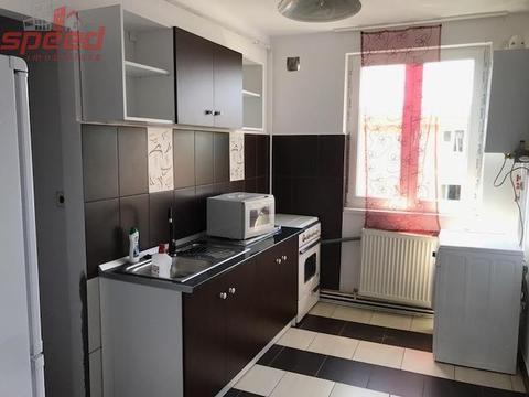 AA/561 De închiriat apartament cu 3 camere în Tg Mureș - Semicentral