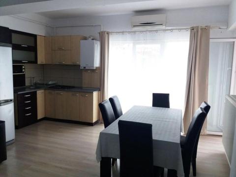 INCHIRIEZ apartament 3 camere ,constructie noua,zona Strand