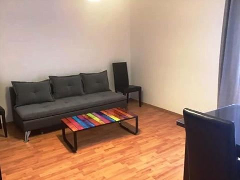 INCHIRIEZ apartament 2 camere decomandat,renovat,zona Milea