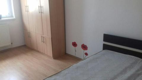 Inchiriez apartament Vasile Aaron