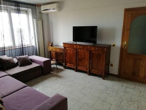 Ultra-central, ultra-dotat, 3 camere